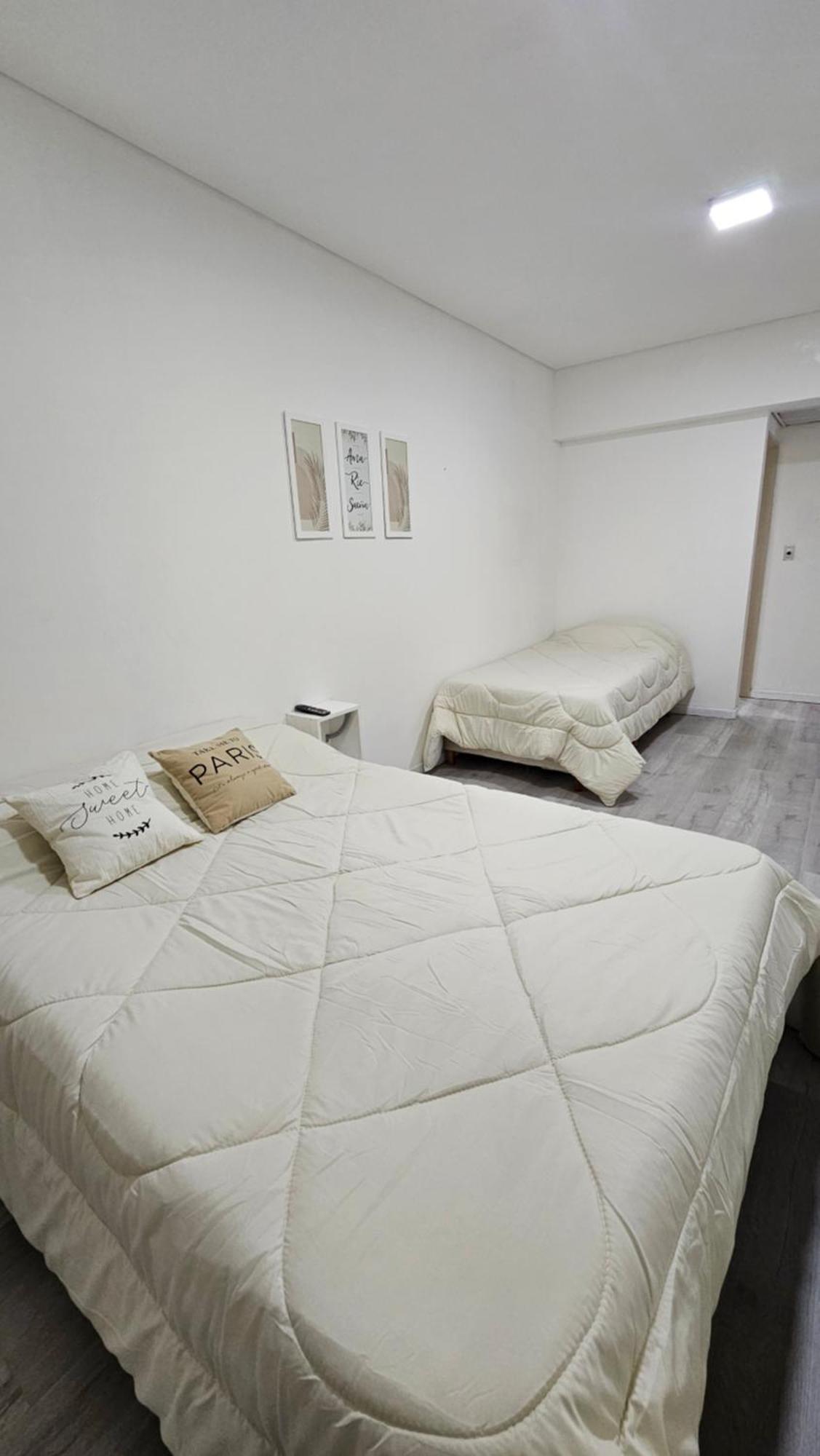 Appartamento Departamento En Microcentro A Pasos Del Obelisco Buenos Aires Esterno foto